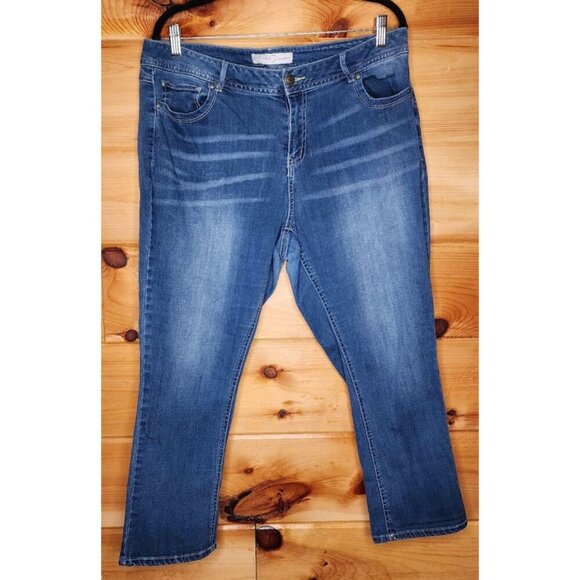 CATO Premium Jeans Women Classic Size 16 Mid Rise Denim Embroidered Pockets - Picture 6 of 16